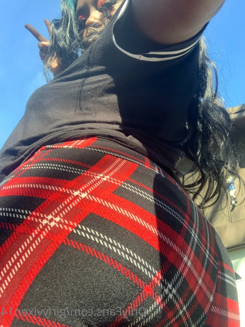 ✩*  🎀  𝐸𝒷💙𝓃𝓎 𝓌𝒶𝒾𝒻𝓊  🎀  *✩ [ girlyvixxxen ] Onlyfans leaked photo 14374176 on Hotleaks.tv