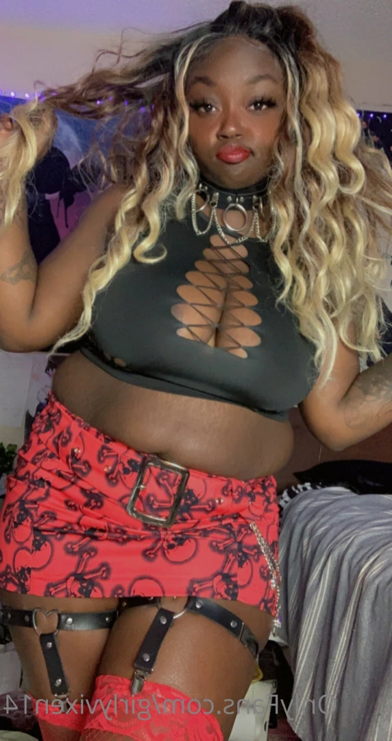 ✩*  🎀  𝐸𝒷💙𝓃𝓎 𝓌𝒶𝒾𝒻𝓊  🎀  *✩ [ girlyvixxxen ] Onlyfans leaked photo 16260081 on Hotleaks.tv