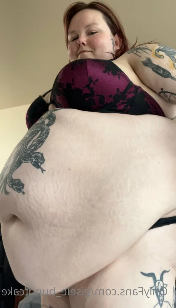 Gisele Bundtcake [ gisele_bundtcake ] Onlyfans leaked photo 11560651 on Hotleaks.tv