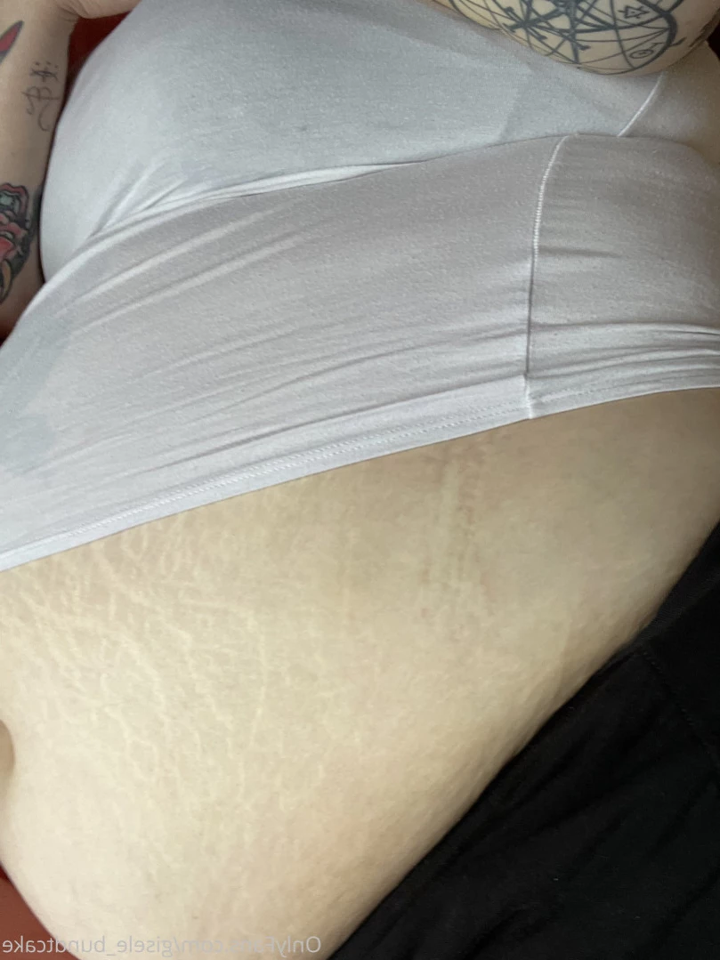 Gisele Bundtcake [ gisele_bundtcake ] Onlyfans leaked photo 14919957 on Hotleaks.tv