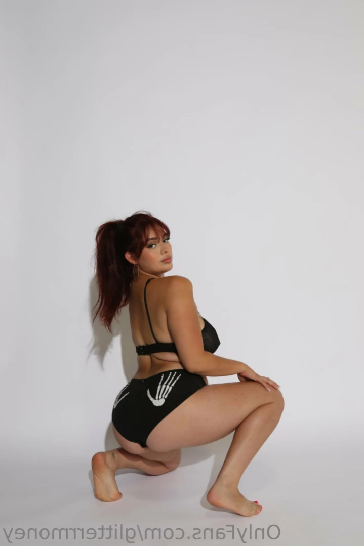 glitterrmoney Onlyfans leaked photo 11557171 on Hotleaks.tv