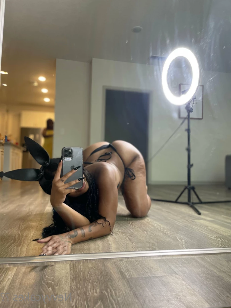 nevvycakes 🥵 sexting [ nevvycakes ] Onlyfans leaked photo 10857300 on Hotleaks.tv