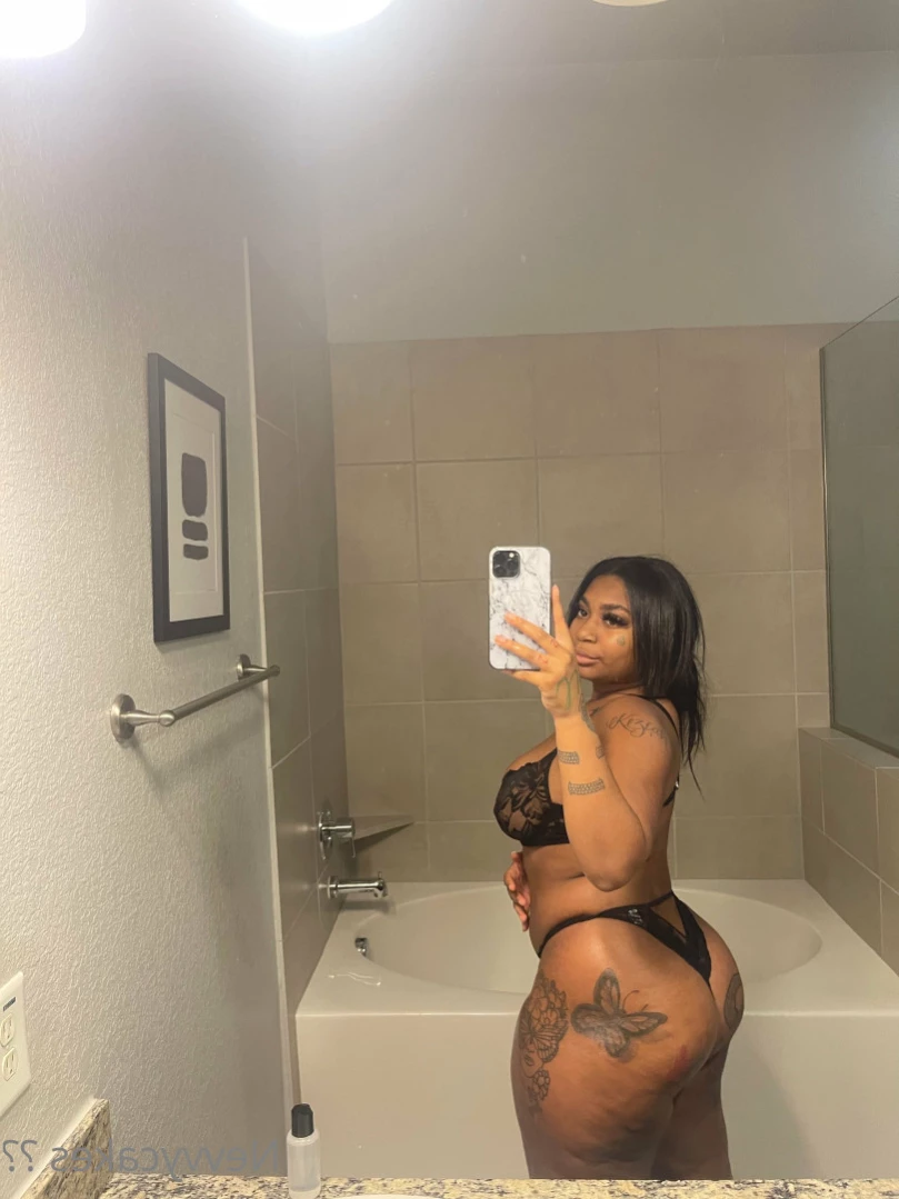 nevvycakes 🥵 sexting [ nevvycakes ] Onlyfans leaked photo 13136628 on Hotleaks.tv