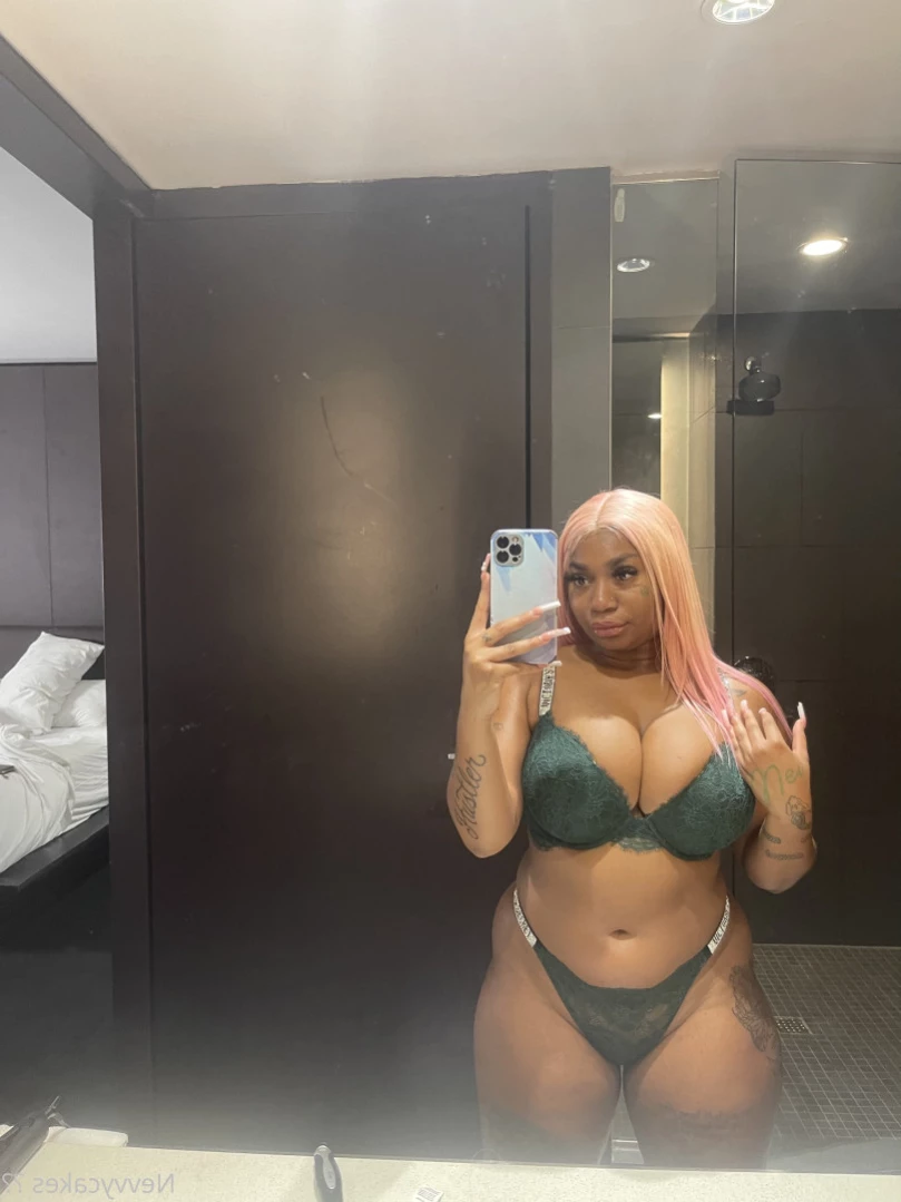 nevvycakes 🥵 sexting [ nevvycakes ] Onlyfans leaked photo 15030610 on Hotleaks.tv