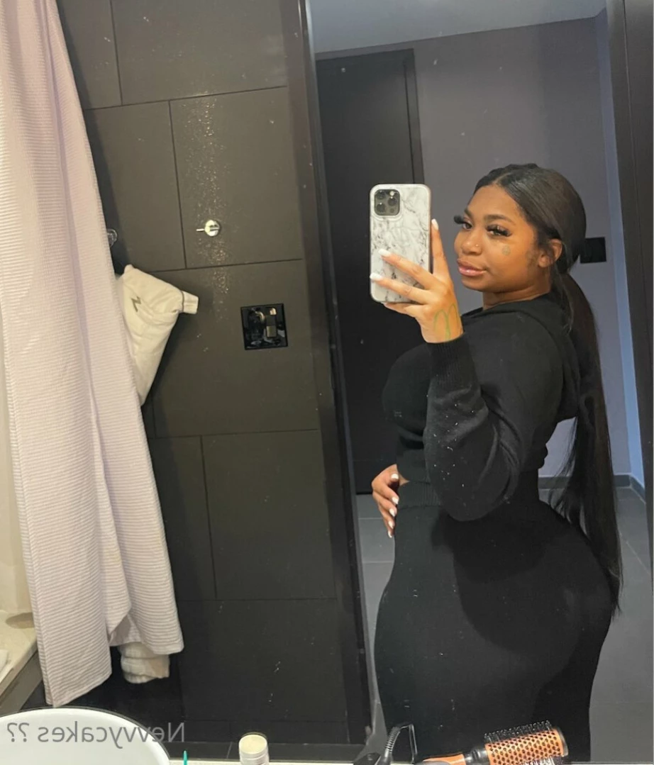 nevvycakes 🥵 sexting [ nevvycakes ] Onlyfans leaked photo 15033892 on Hotleaks.tv
