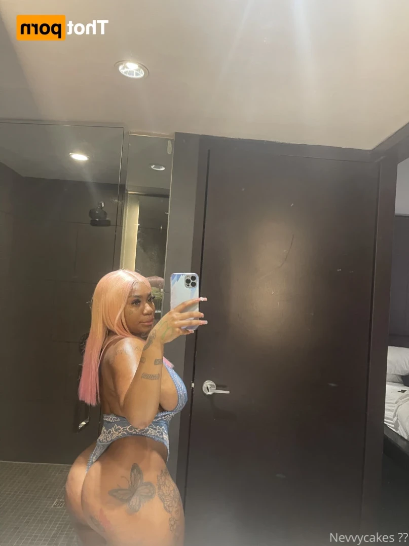 nevvycakes 🥵 sexting [ nevvycakes ] Onlyfans leaked photo 15263303 on Hotleaks.tv