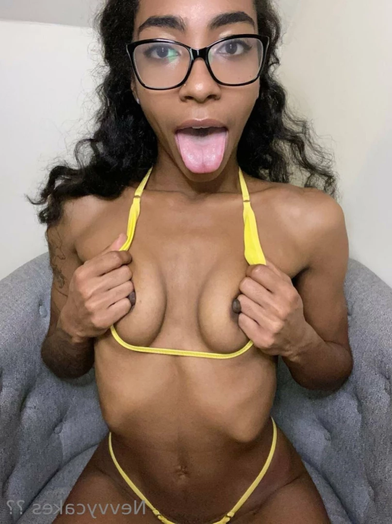 nevvycakes 🥵 sexting [ nevvycakes ] Onlyfans leaked photo 15930435 on Hotleaks.tv