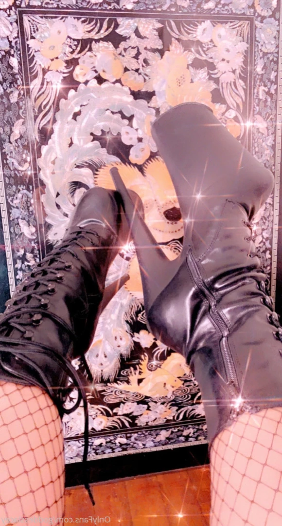 Goddess Lacey [ goddesslacey ] Onlyfans leaked photo 11596262 on Hotleaks.tv