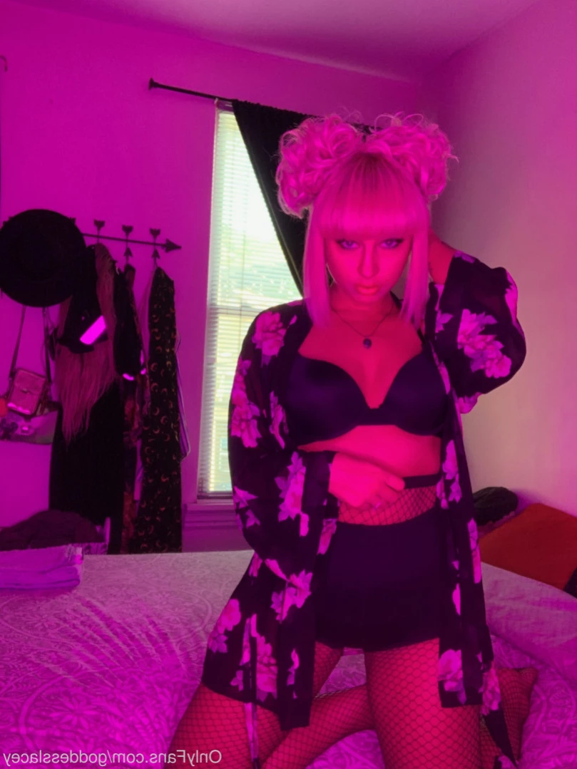 Goddess Lacey [ goddesslacey ] Onlyfans leaked photo 13160924 on Hotleaks.tv