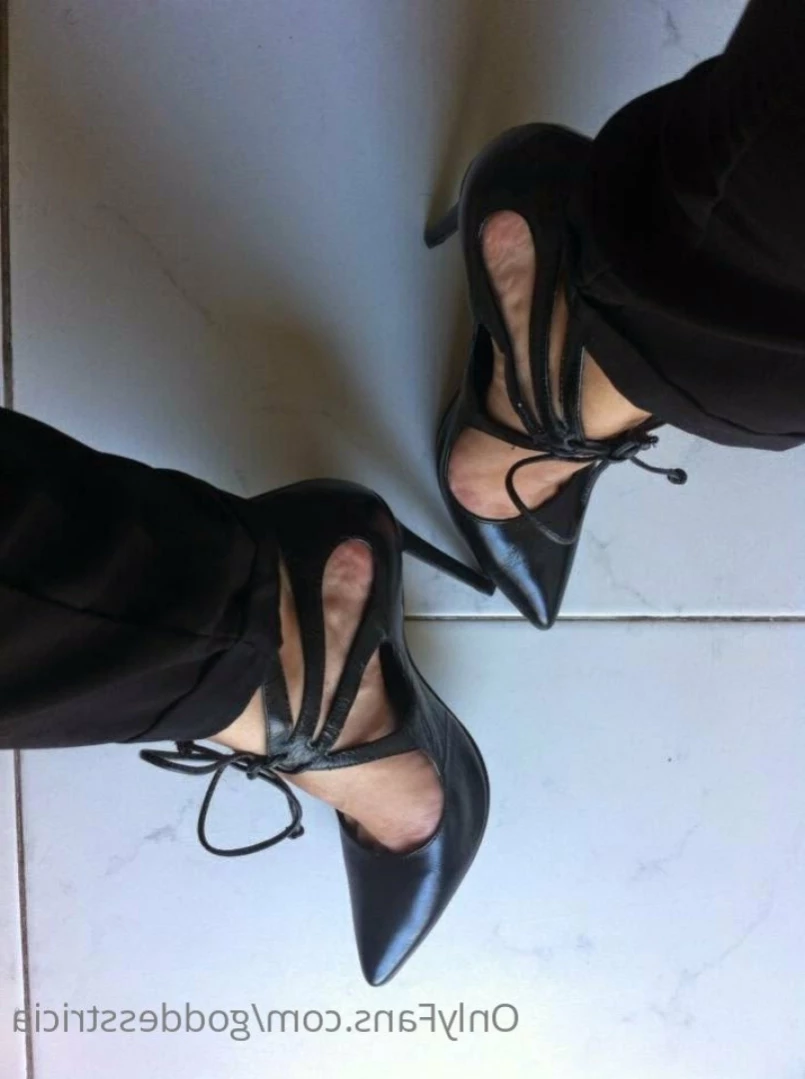 Goddess Trícia [ goddesstricia ] Onlyfans leaked photo 15254880 on Hotleaks.tv