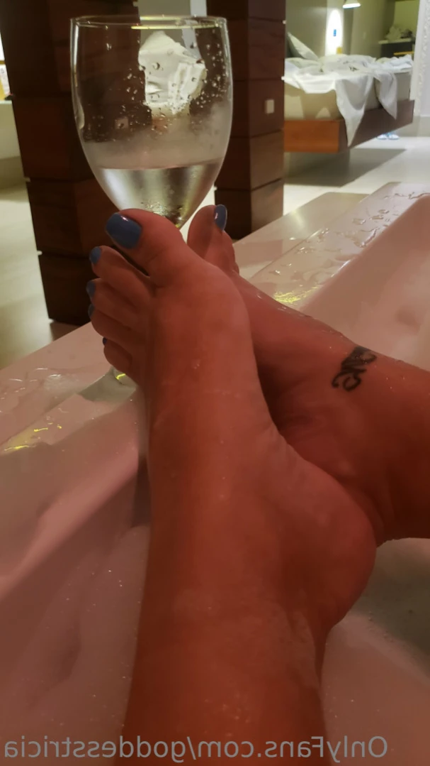 Goddess Trícia [ goddesstricia ] Onlyfans leaked photo 15510897 on Hotleaks.tv
