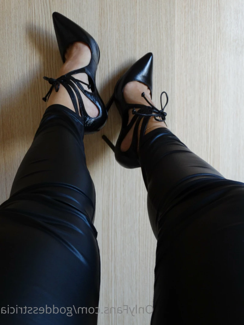 Goddess Trícia [ goddesstricia ] Onlyfans leaked photo 15917653 on Hotleaks.tv