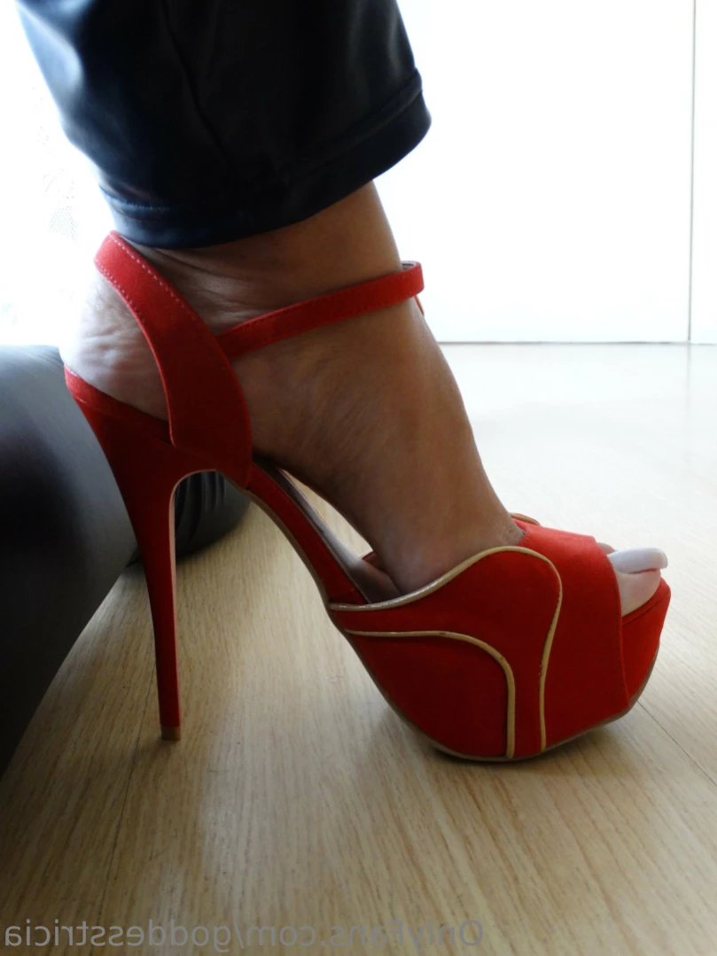 Goddess Trícia [ goddesstricia ] Onlyfans leaked photo 15930204 on Hotleaks.tv