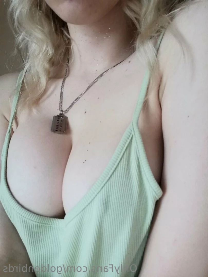 💛Golden Bird🐣 [ goldenbirds ] Onlyfans leaked photo 13617301 on Hotleaks.tv