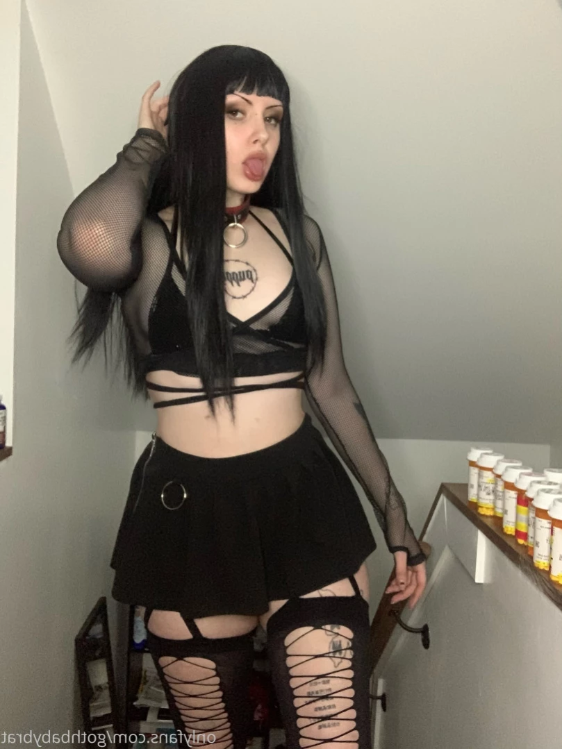 dahlia puppy [ gothbabybrat ] Onlyfans leaked photo 11525255 on Hotleaks.tv