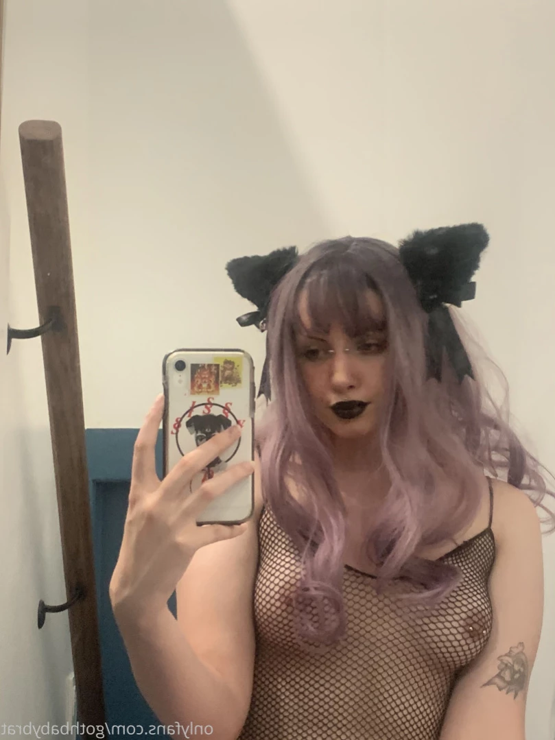 dahlia puppy [ gothbabybrat ] Onlyfans leaked photo 11525721 on Hotleaks.tv