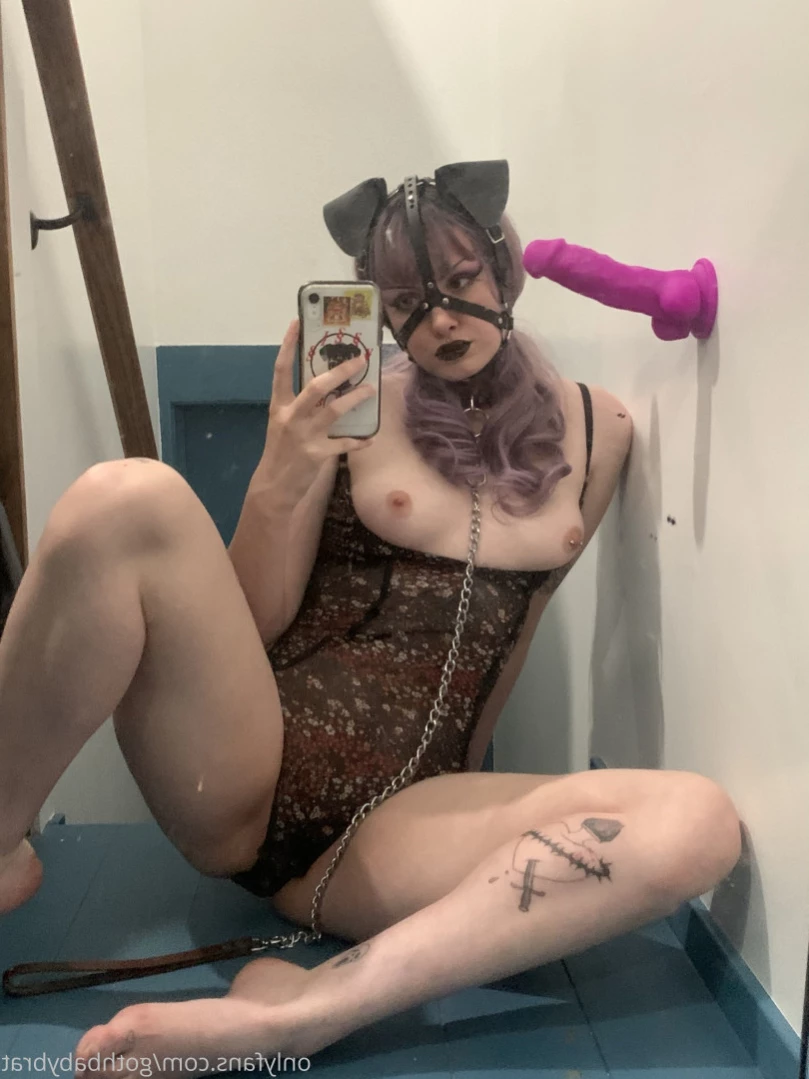 dahlia puppy [ gothbabybrat ] Onlyfans leaked photo 11525816 on Hotleaks.tv