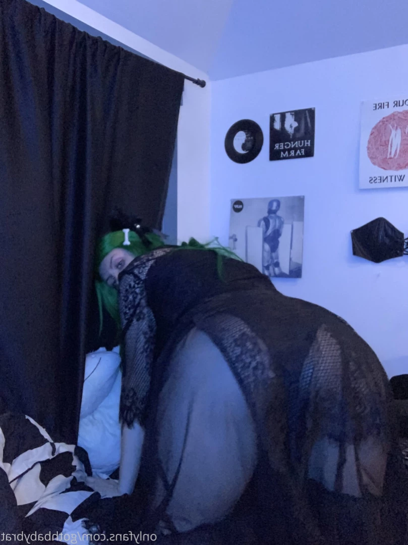 dahlia puppy [ gothbabybrat ] Onlyfans leaked photo 11527665 on Hotleaks.tv