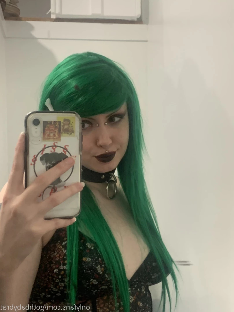 dahlia puppy [ gothbabybrat ] Onlyfans leaked photo 11527932 on Hotleaks.tv