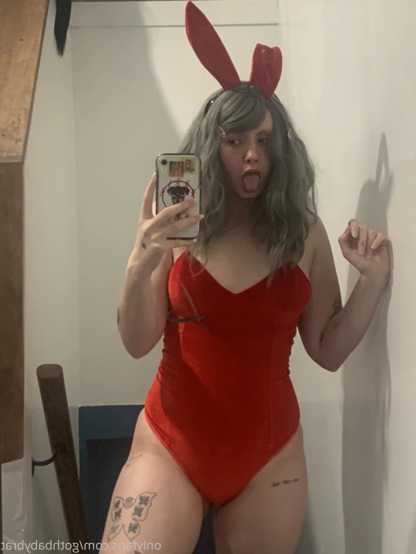 dahlia puppy [ gothbabybrat ] Onlyfans leaked photo 11528072 on Hotleaks.tv