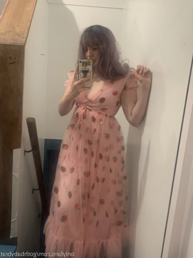 dahlia puppy [ gothbabybrat ] Onlyfans leaked photo 11528191 on Hotleaks.tv