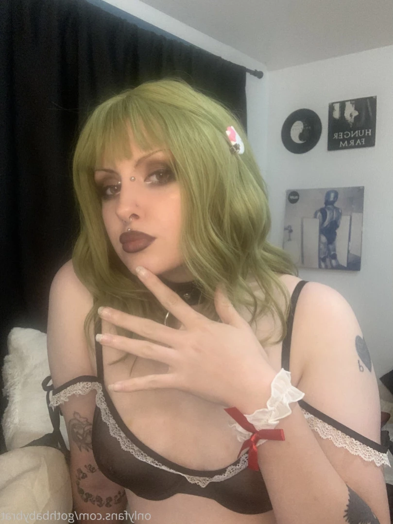 dahlia puppy [ gothbabybrat ] Onlyfans leaked photo 13069178 on Hotleaks.tv