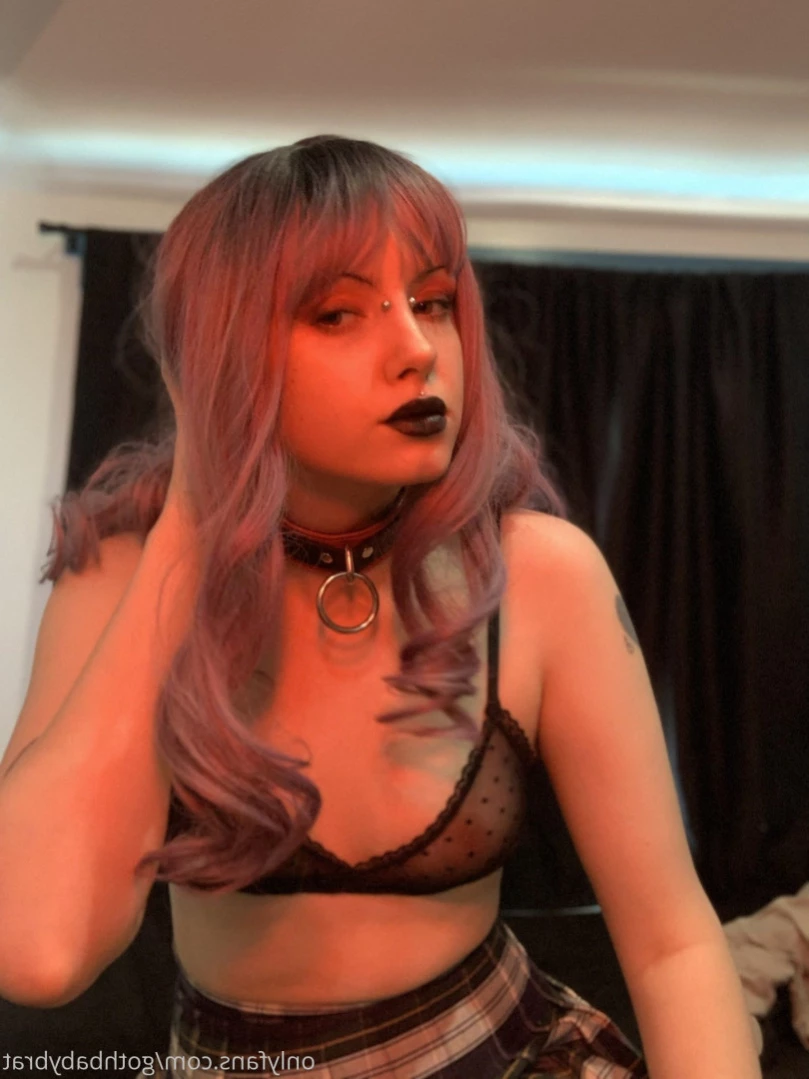 dahlia puppy [ gothbabybrat ] Onlyfans leaked photo 14376456 on Hotleaks.tv