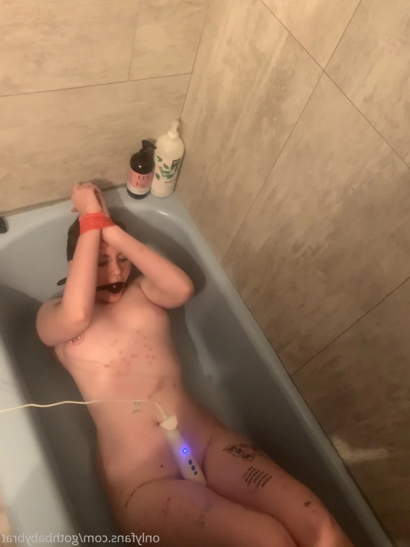 dahlia puppy [ gothbabybrat ] Onlyfans leaked photo 15032046 on Hotleaks.tv
