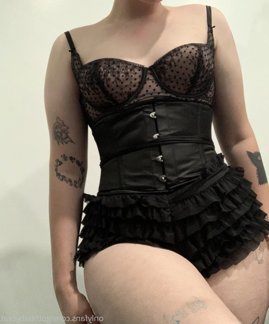 dahlia puppy [ gothbabybrat ] Onlyfans leaked photo 15032068 on Hotleaks.tv