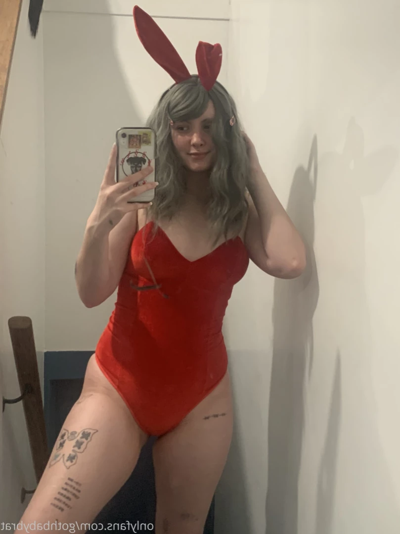 dahlia puppy [ gothbabybrat ] Onlyfans leaked photo 15210750 on Hotleaks.tv