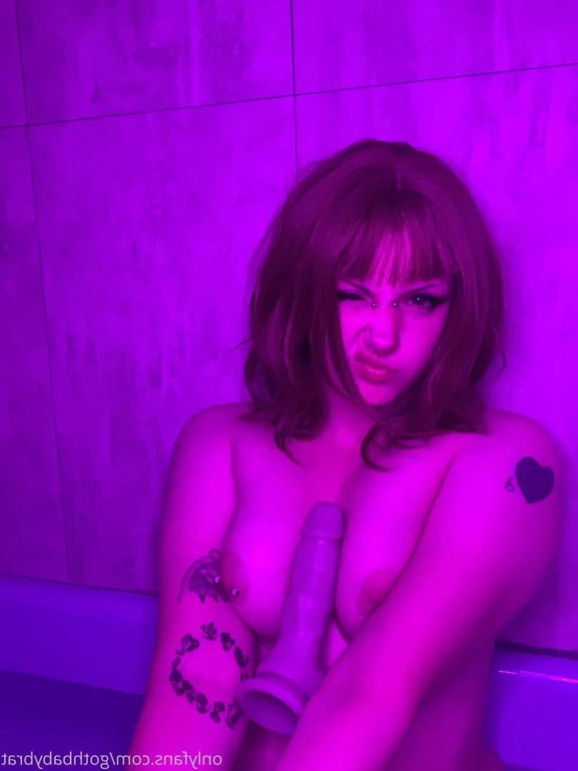 dahlia puppy [ gothbabybrat ] Onlyfans leaked photo 15211335 on Hotleaks.tv