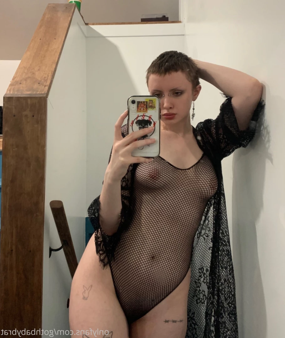 dahlia puppy [ gothbabybrat ] Onlyfans leaked photo 15350280 on Hotleaks.tv