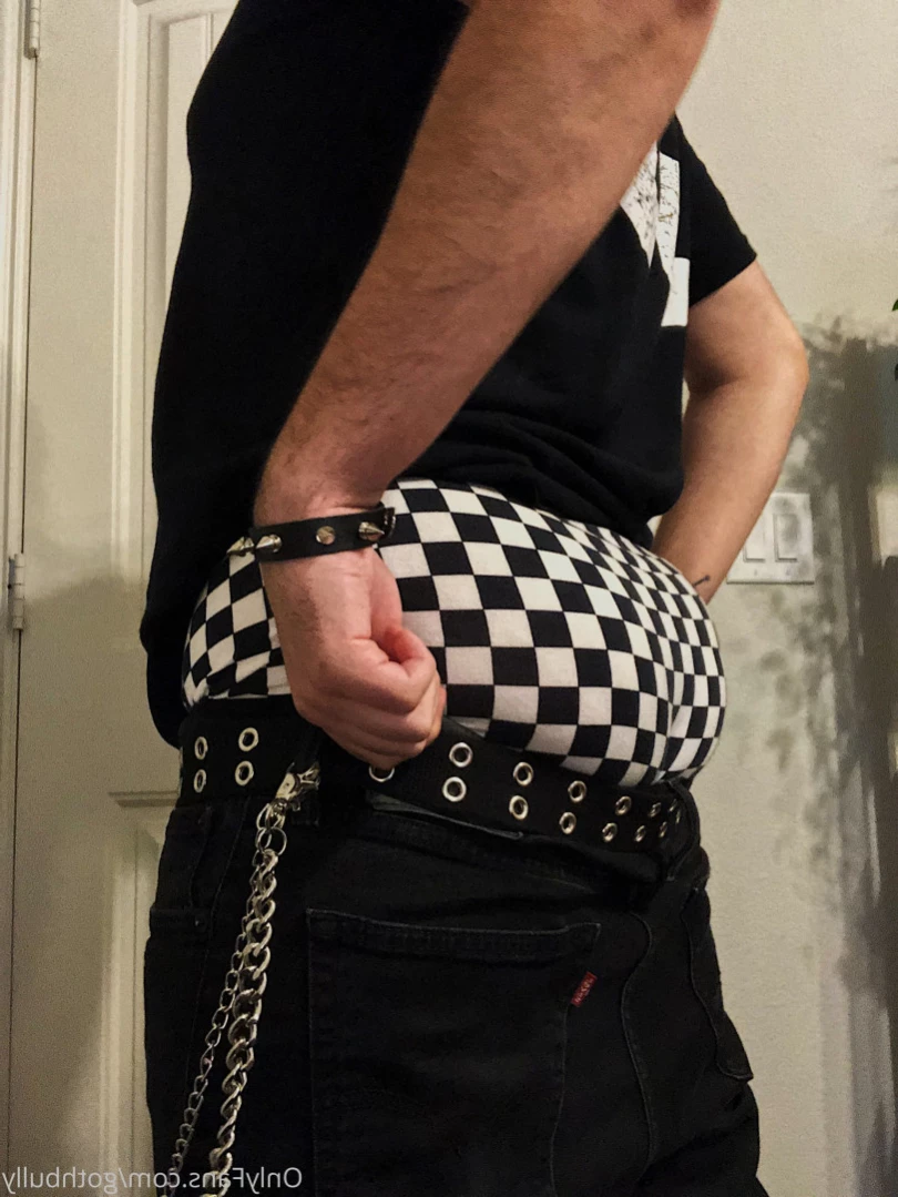 Goth Bully [ gothbully ] Onlyfans leaked photo 11526979 on Hotleaks.tv