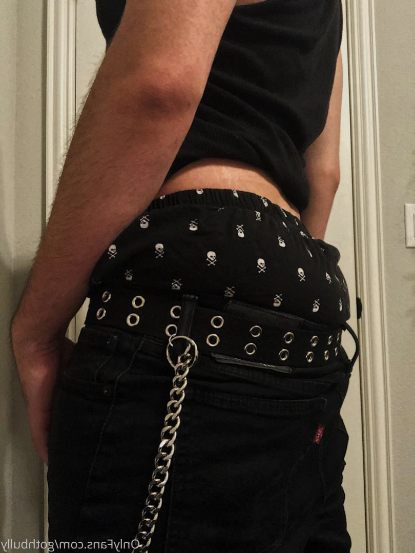 Goth Bully [ gothbully ] Onlyfans leaked photo 11527093 on Hotleaks.tv