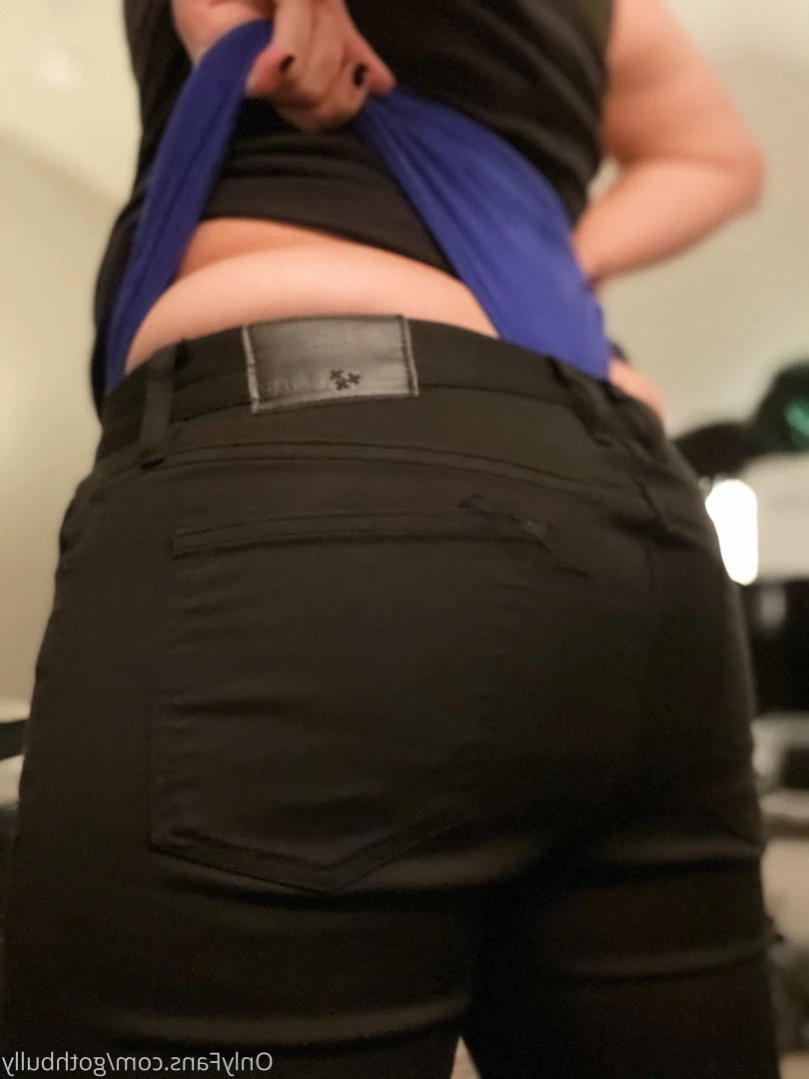 Goth Bully [ gothbully ] Onlyfans leaked photo 11527298 on Hotleaks.tv
