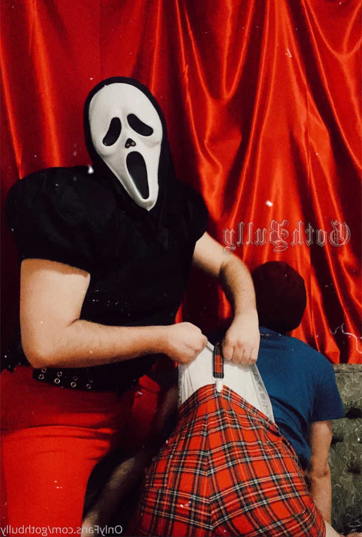 Goth Bully [ gothbully ] Onlyfans leaked photo 12768577 on Hotleaks.tv