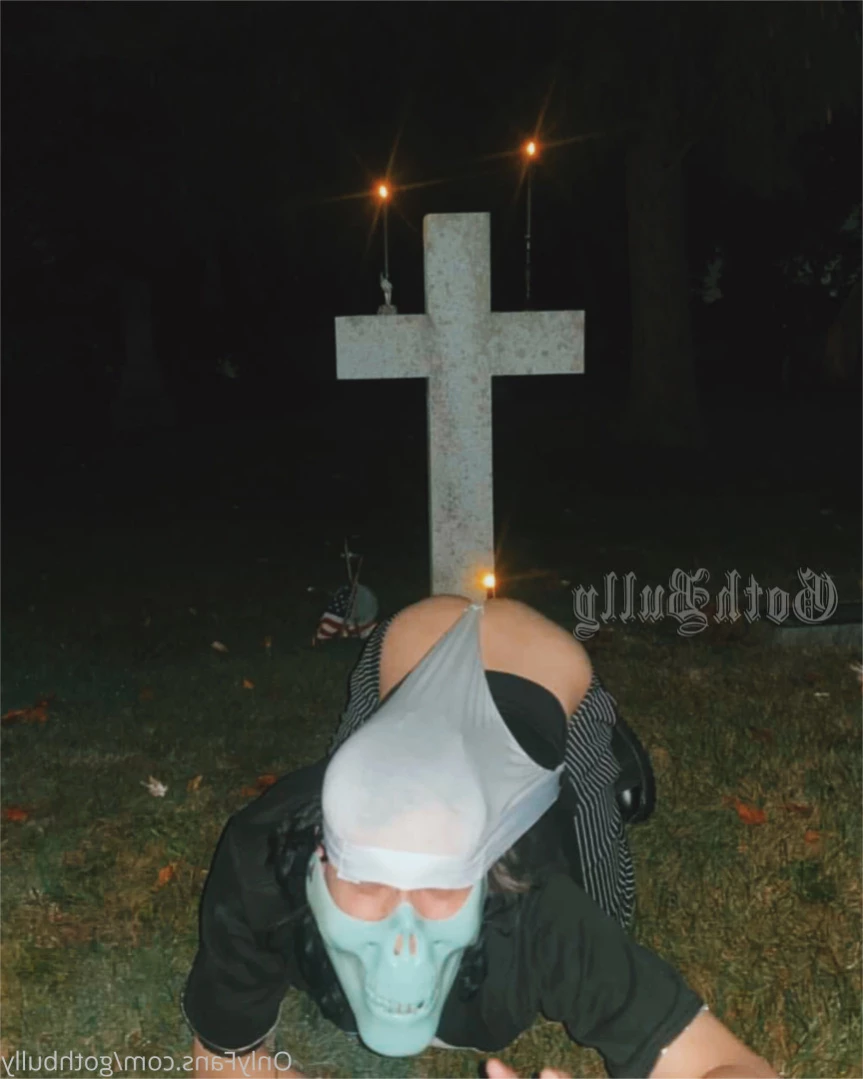 Goth Bully [ gothbully ] Onlyfans leaked photo 12875366 on Hotleaks.tv