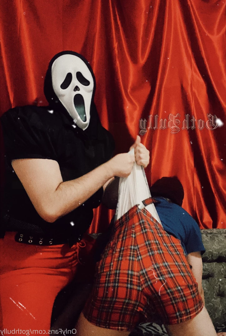 Goth Bully [ gothbully ] Onlyfans leaked photo 13482207 on Hotleaks.tv