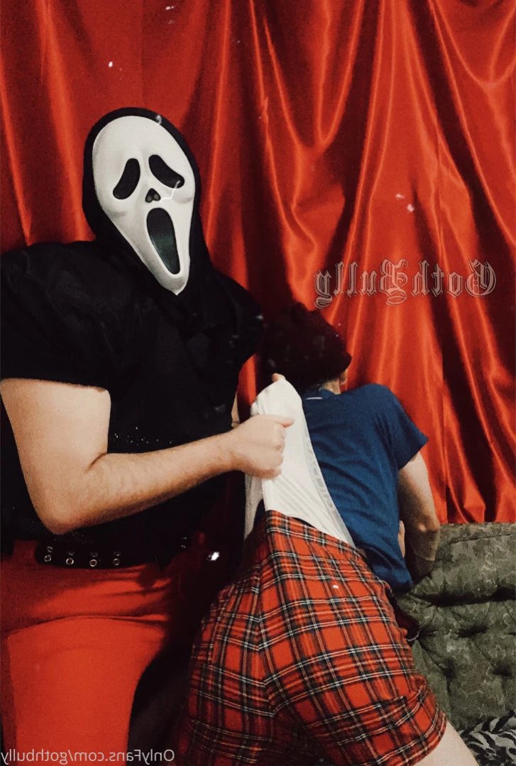 Goth Bully [ gothbully ] Onlyfans leaked photo 14074107 on Hotleaks.tv