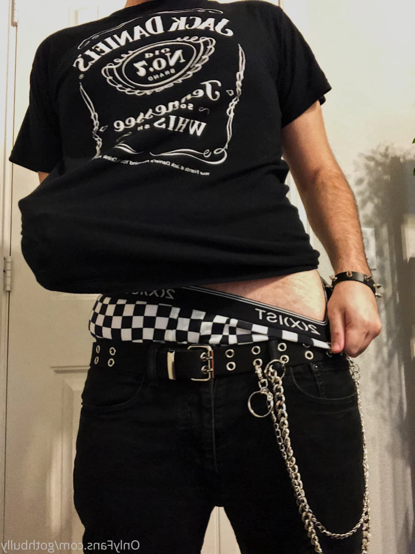 Goth Bully [ gothbully ] Onlyfans leaked photo 14490918 on Hotleaks.tv