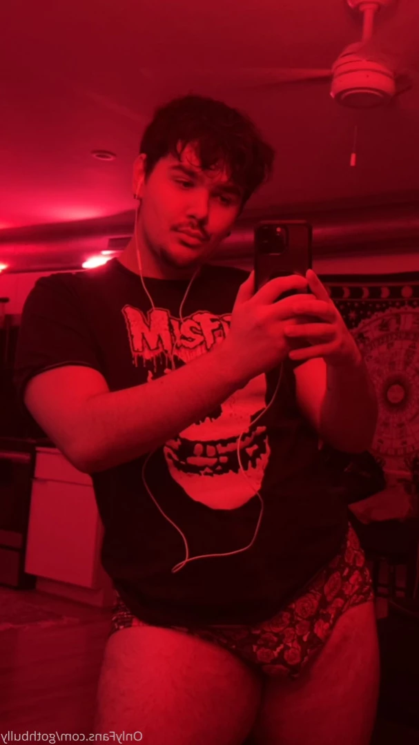 Goth Bully [ gothbully ] Onlyfans leaked photo 14702621 on Hotleaks.tv