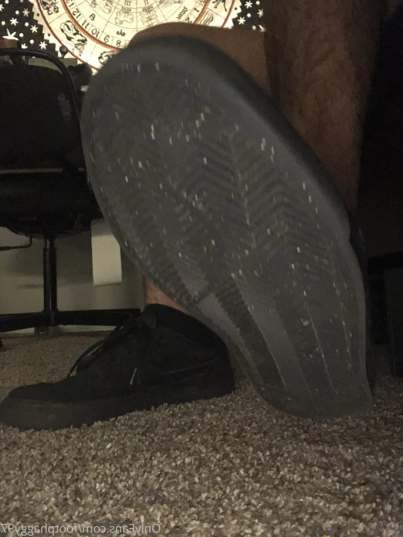 Goth Bully [ gothbully ] Onlyfans leaked photo 15332657 on Hotleaks.tv