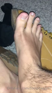 15875302