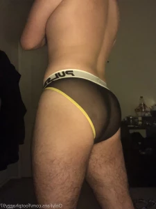 16307441