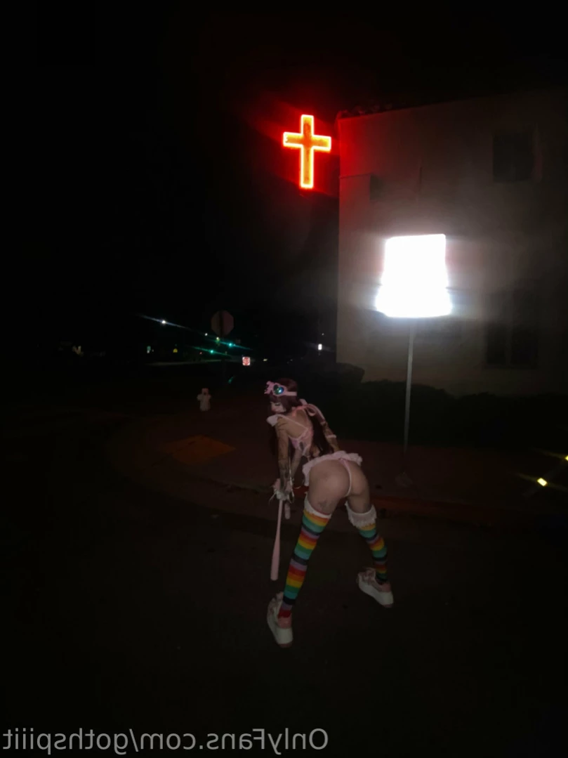 Goth Spit [ gothspiiit ] Onlyfans leaked photo 11519826 on Hotleaks.tv
