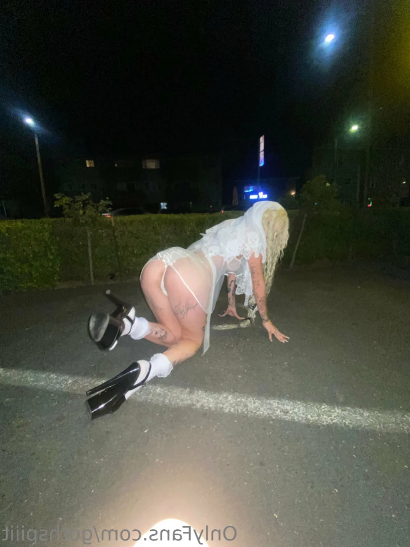 Goth Spit [ gothspiiit ] Onlyfans leaked photo 12736936 on Hotleaks.tv