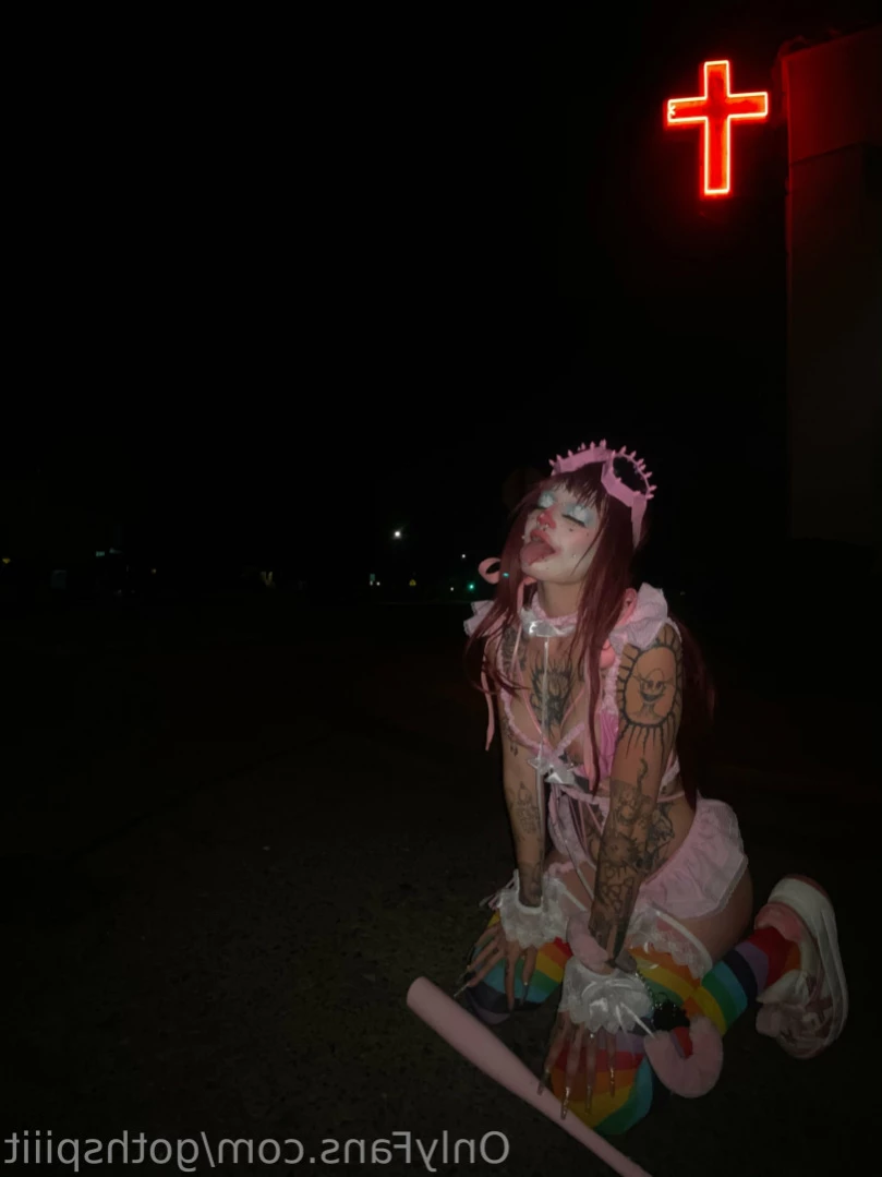 Goth Spit [ gothspiiit ] Onlyfans leaked photo 14376087 on Hotleaks.tv