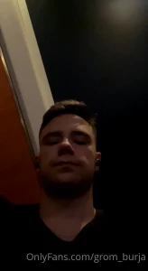 15711787