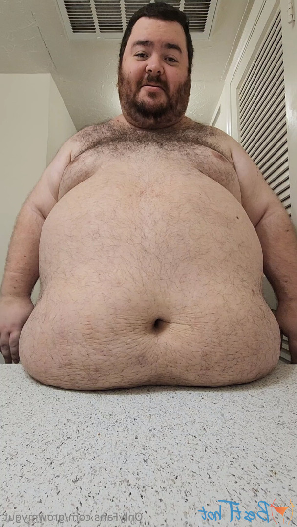 John [ growmygut ] Onlyfans leaked photo 18476249 on Hotleaks.tv