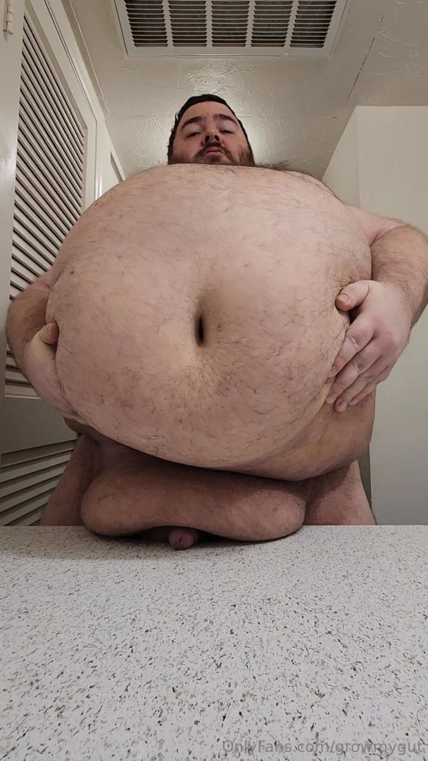 John [ growmygut ] Onlyfans leaked photo 18476252 on Hotleaks.tv